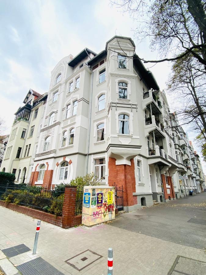 Hannover List 2 Bedroom Home Away From Home Exterior photo