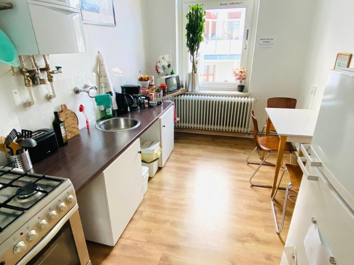 Hannover List 2 Bedroom Home Away From Home Exterior photo